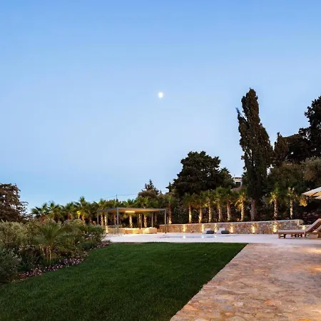 Agapanthus Ultimate Luxury Villa Likotinaréa